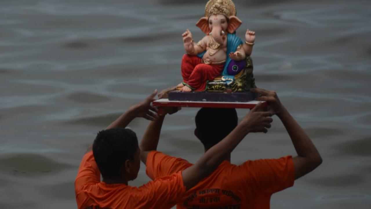 In Mumbai, more than 60,000 Ganesh idols immersed in a day